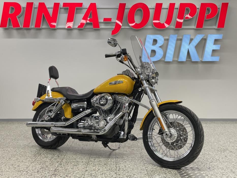 HARLEY-DAVIDSON DYNA 2008