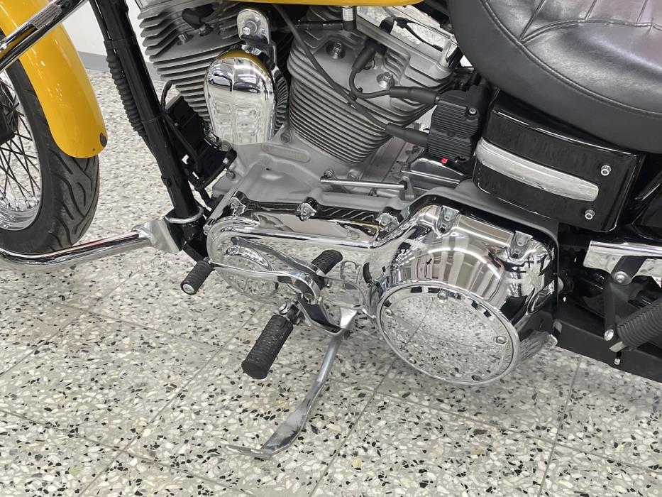 HARLEY-DAVIDSON DYNA 2008