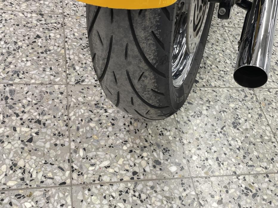 HARLEY-DAVIDSON DYNA 2008