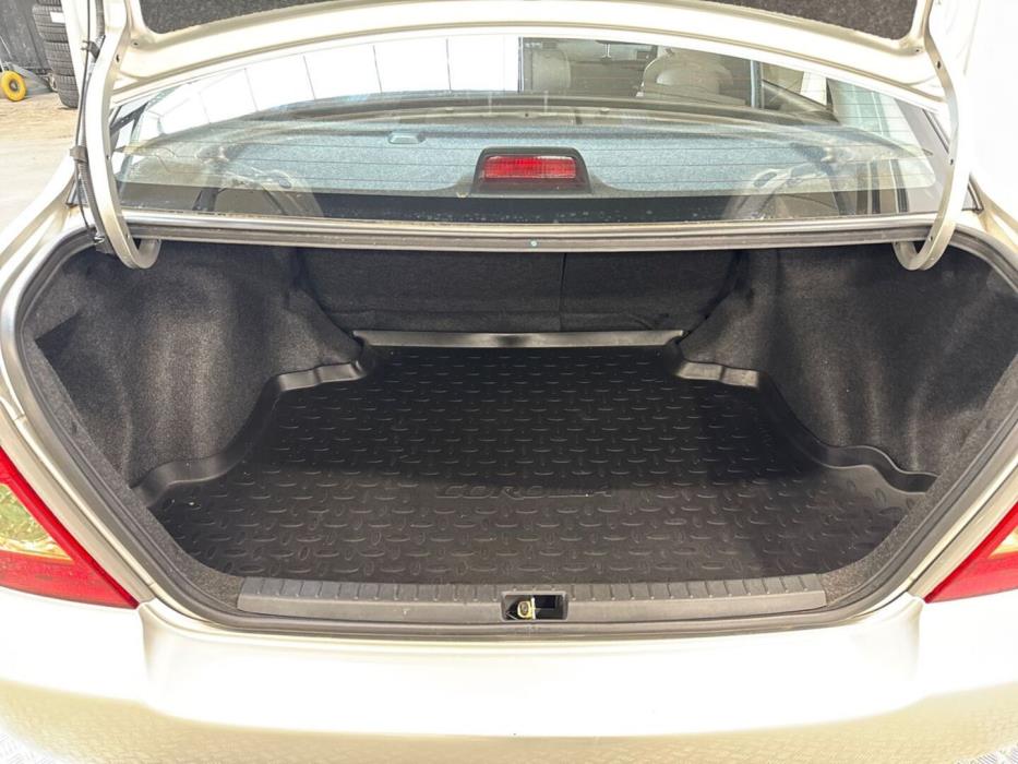 TOYOTA Corolla 2005