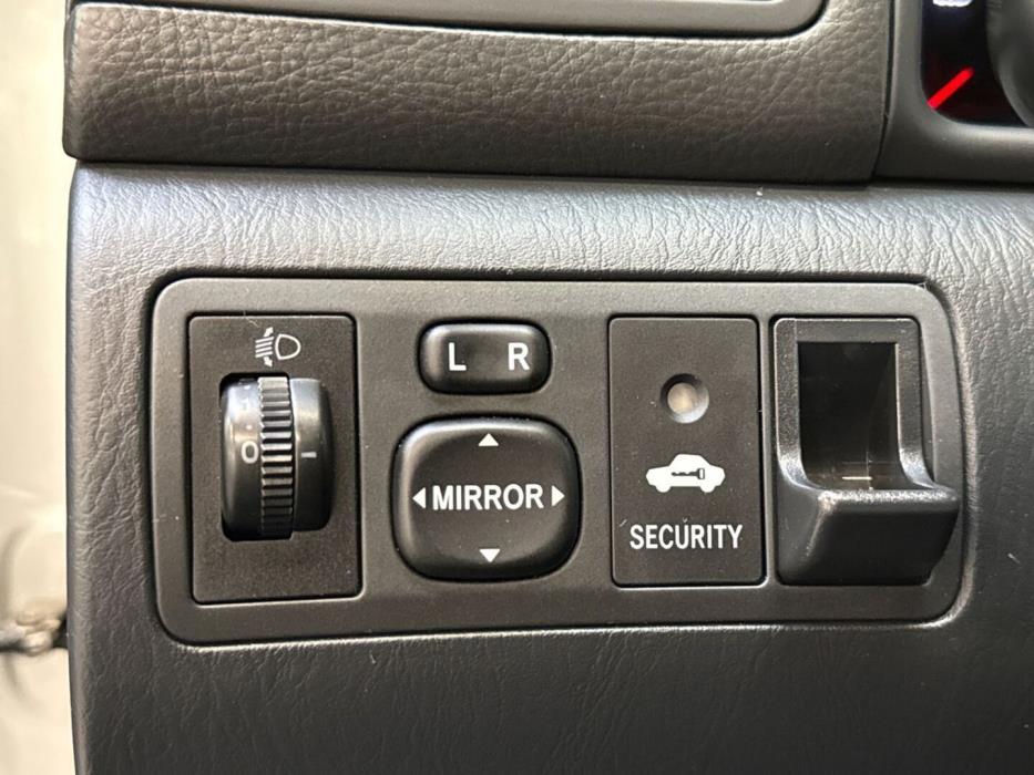 TOYOTA Corolla 2005