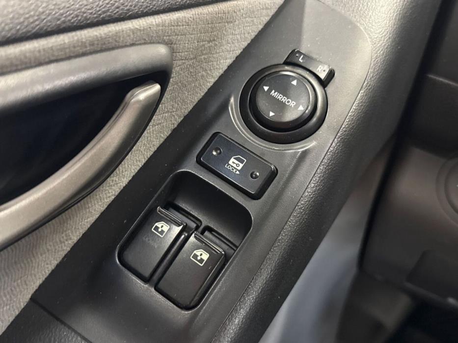 HYUNDAI H-1 2010