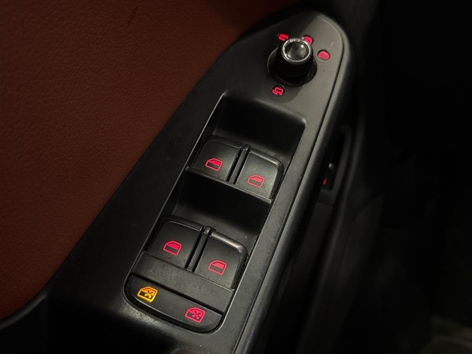 AUDI A4 2008