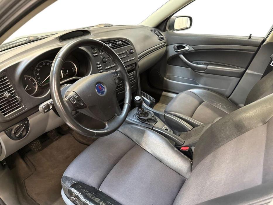 SAAB 9-3 2006