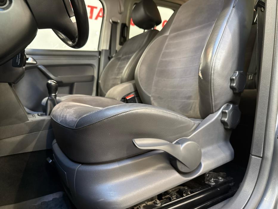 VOLKSWAGEN Caddy Maxi 2014