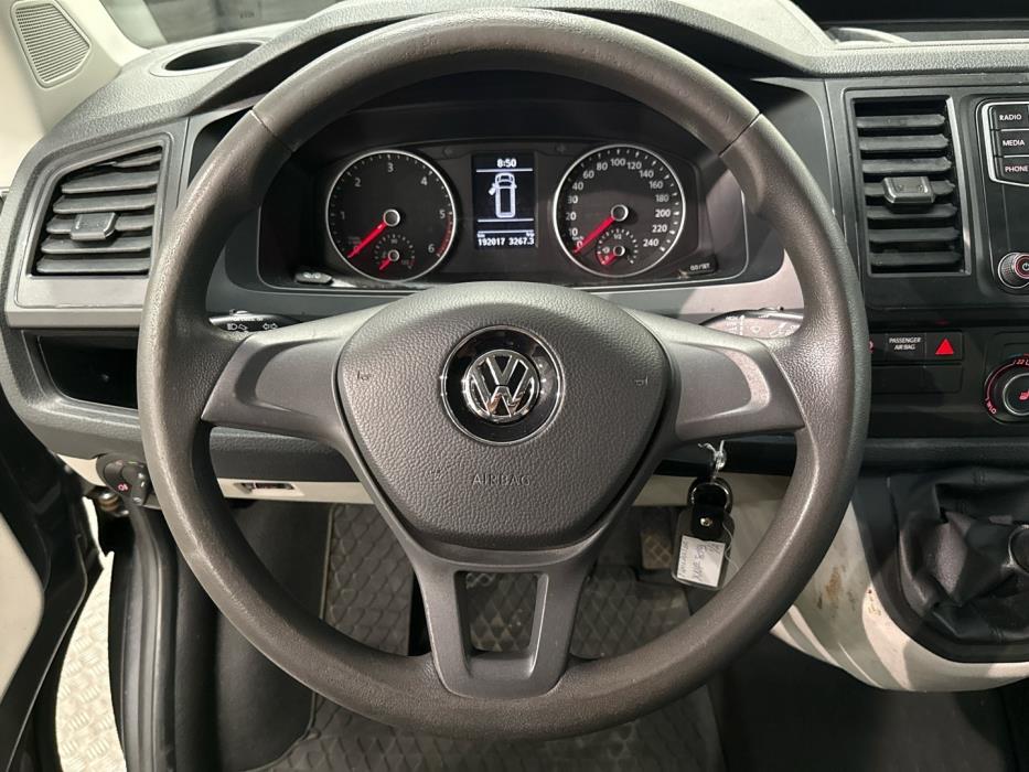 VOLKSWAGEN Transporter 2016