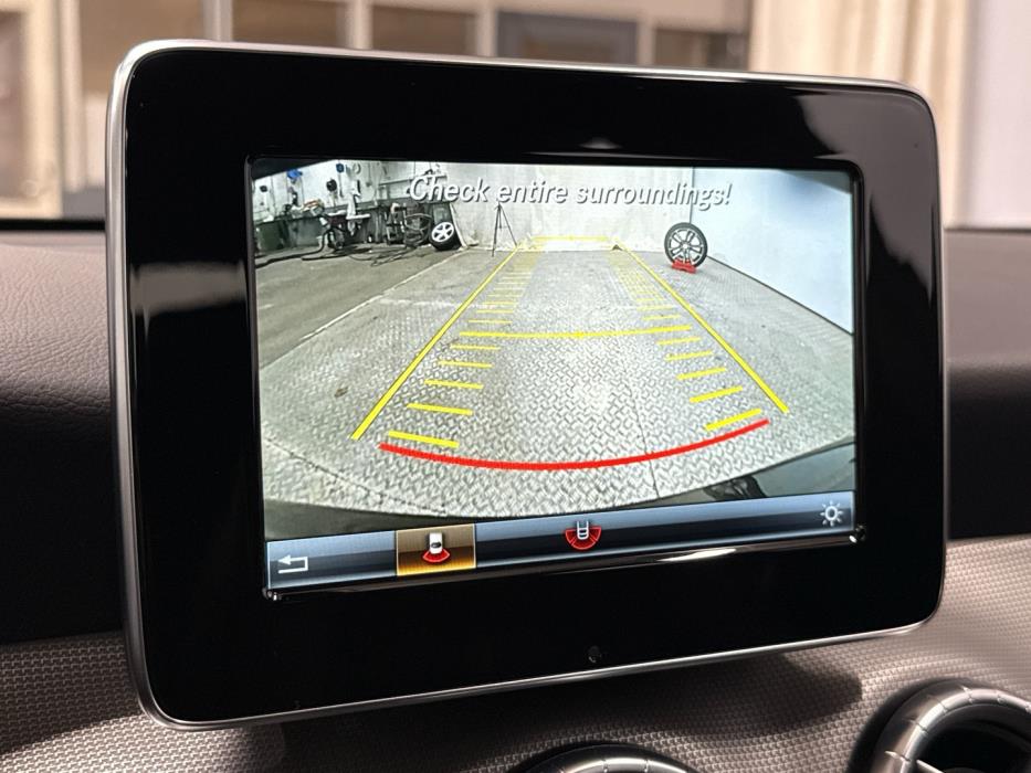 MERCEDES-BENZ CLA 2016