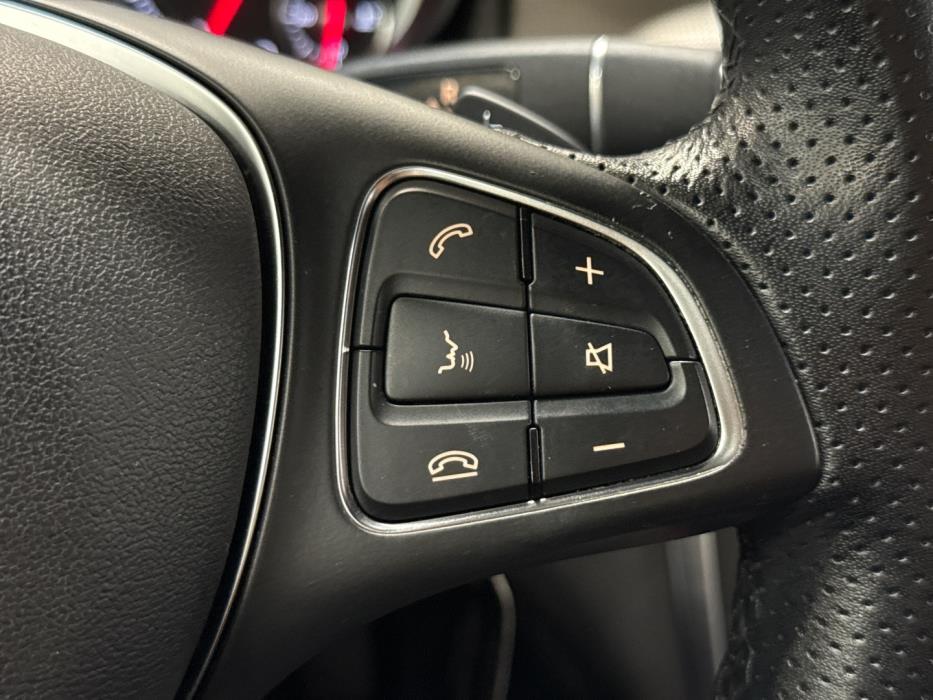 MERCEDES-BENZ CLA 2016