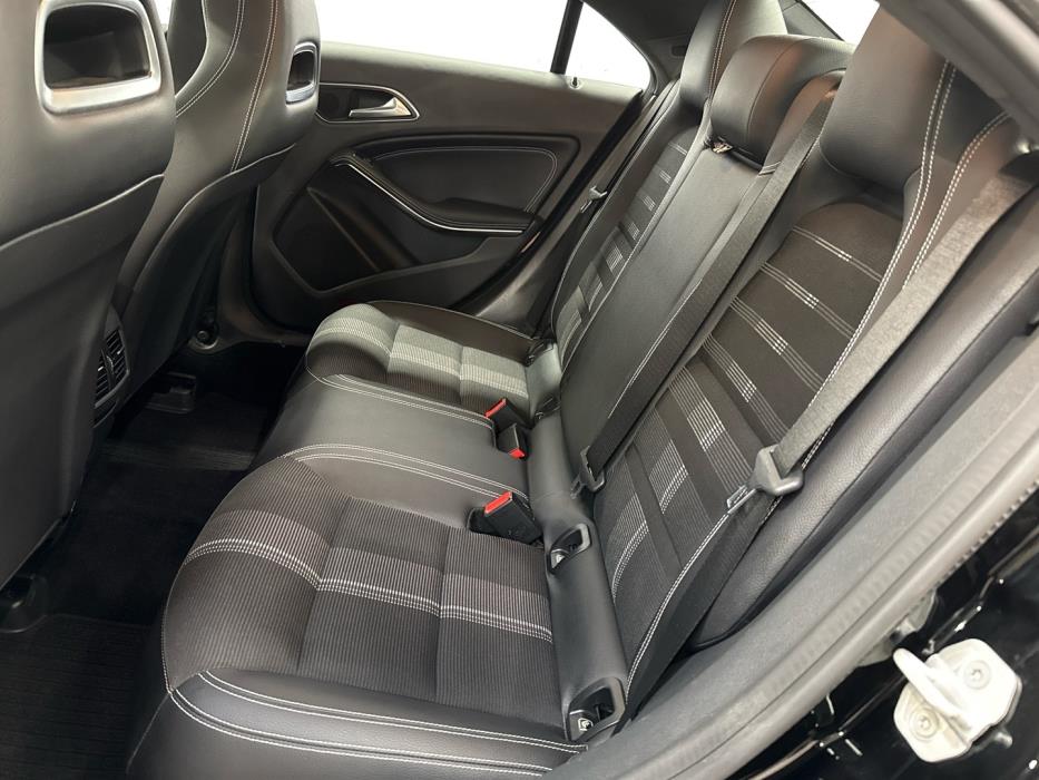 MERCEDES-BENZ CLA 2016