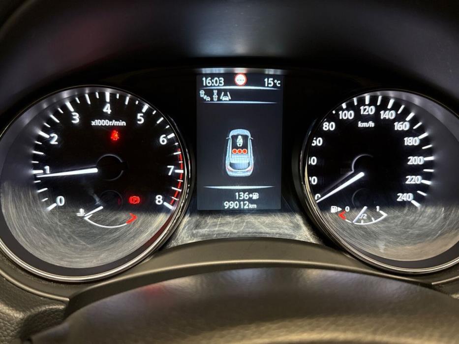 NISSAN Qashqai 2017