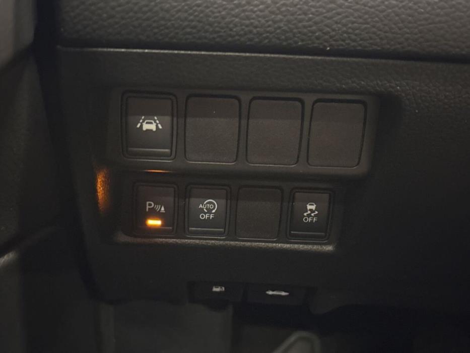 NISSAN Qashqai 2017