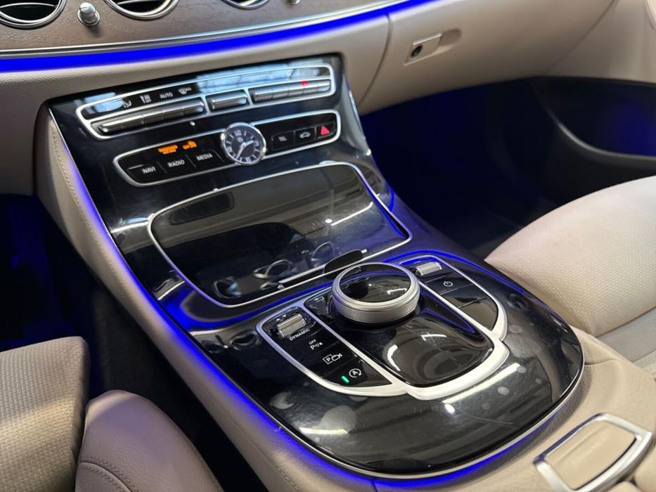 MERCEDES-BENZ E 2017