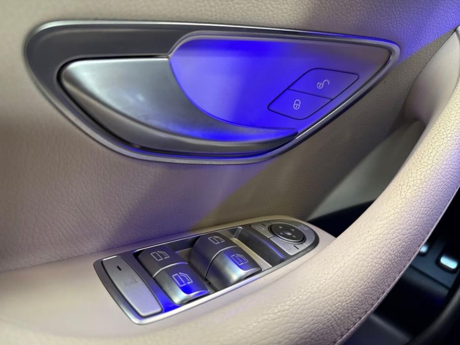 MERCEDES-BENZ E 2017