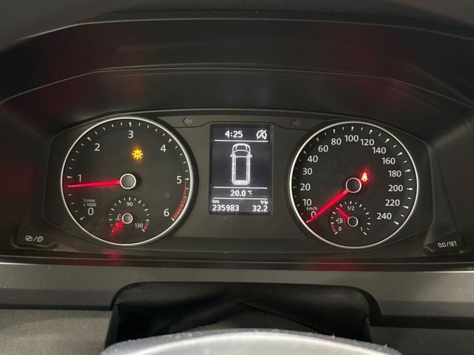 VOLKSWAGEN Caravelle 2017