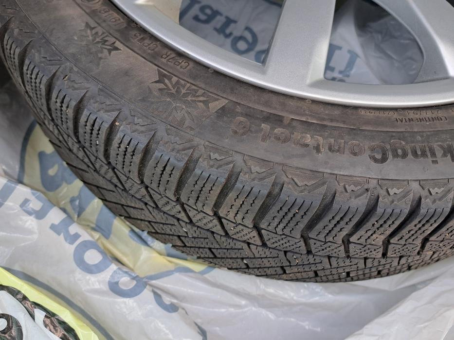 VOLKSWAGEN Golf 2017