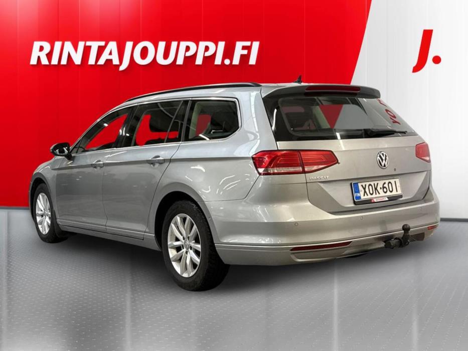 VOLKSWAGEN Passat 2018