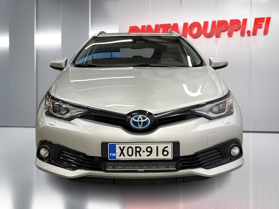 TOYOTA Auris 2018