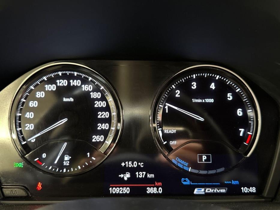 BMW 225 2019