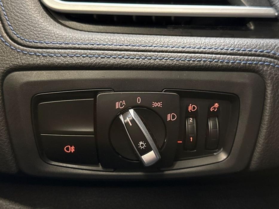 BMW 225 2019