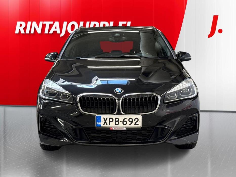 BMW 225 2019