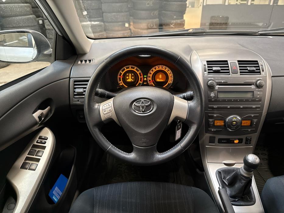 TOYOTA Corolla 2007