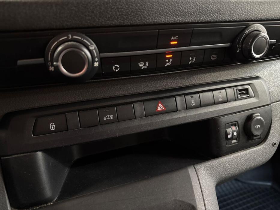 TOYOTA Proace 2017