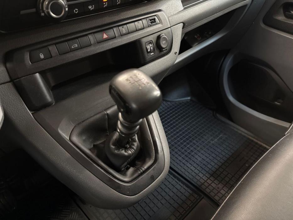 TOYOTA Proace 2017