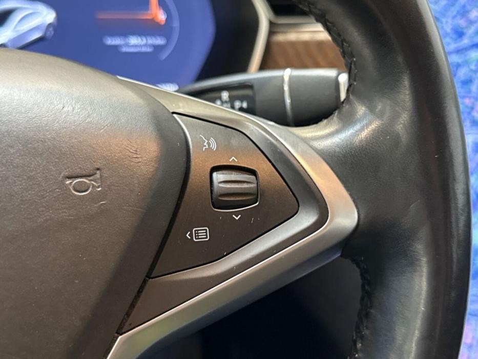 TESLA Model S 2018