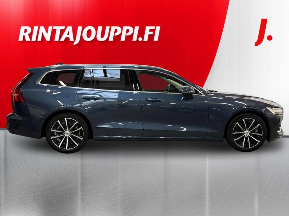 VOLVO V60 2024
