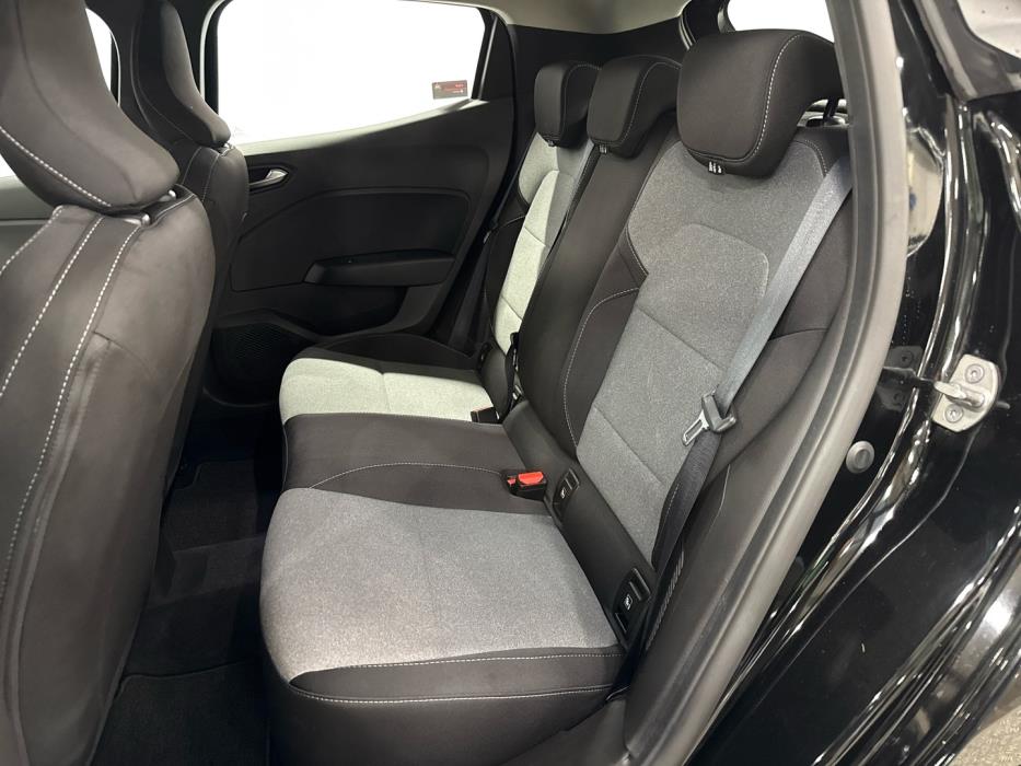 MITSUBISHI Colt 2024