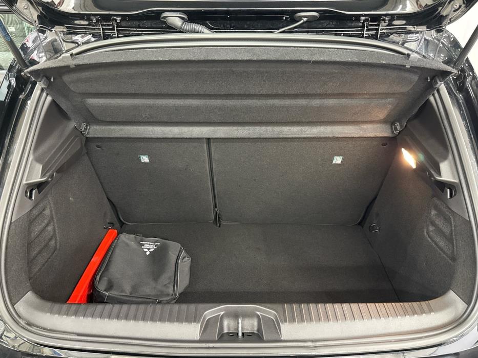 MITSUBISHI Colt 2024