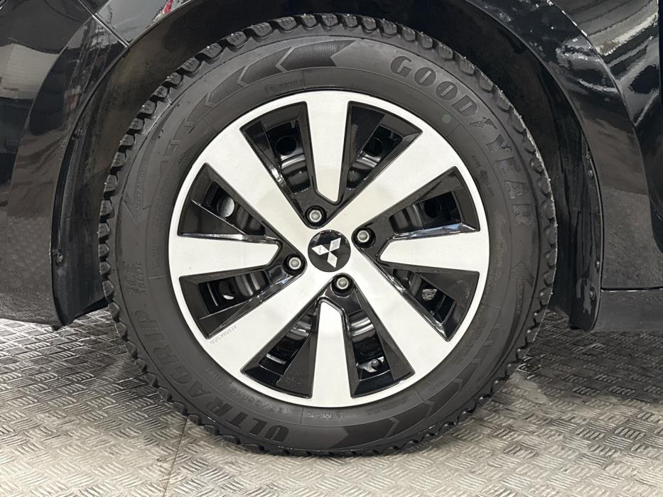 MITSUBISHI Colt 2024