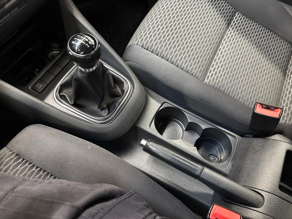 VOLKSWAGEN Golf 2009