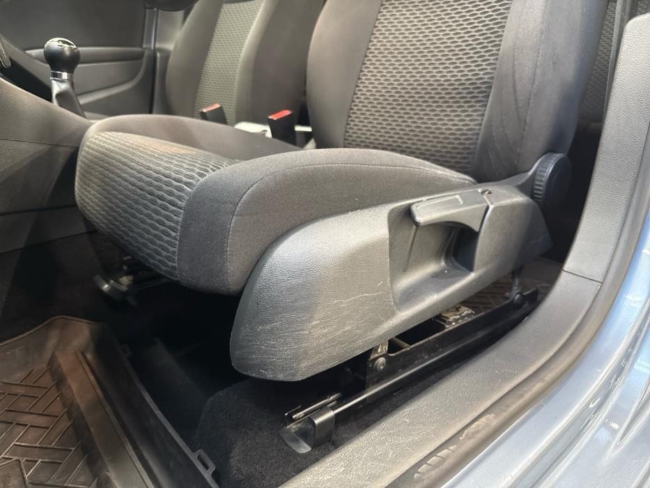 VOLKSWAGEN Golf 2009