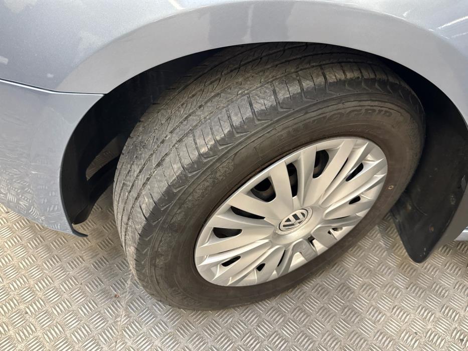 VOLKSWAGEN Golf 2009