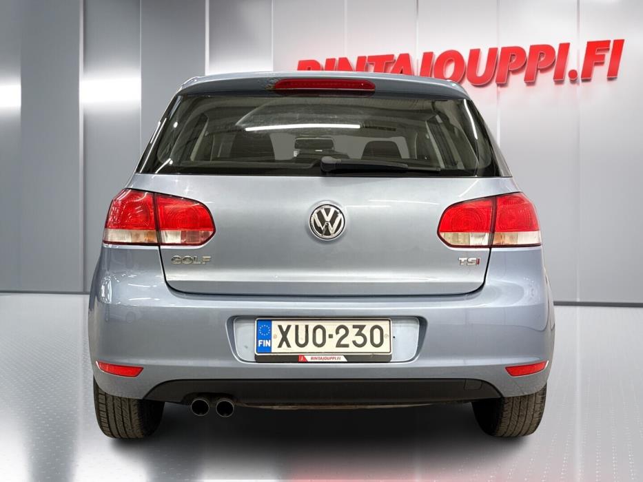 VOLKSWAGEN Golf 2009