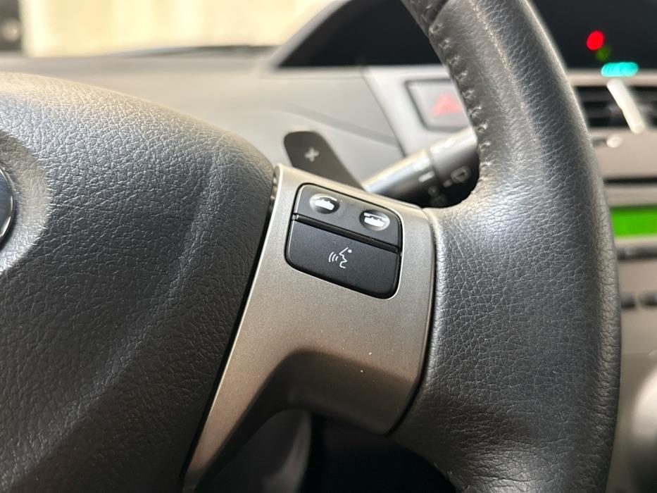 TOYOTA Yaris 2010