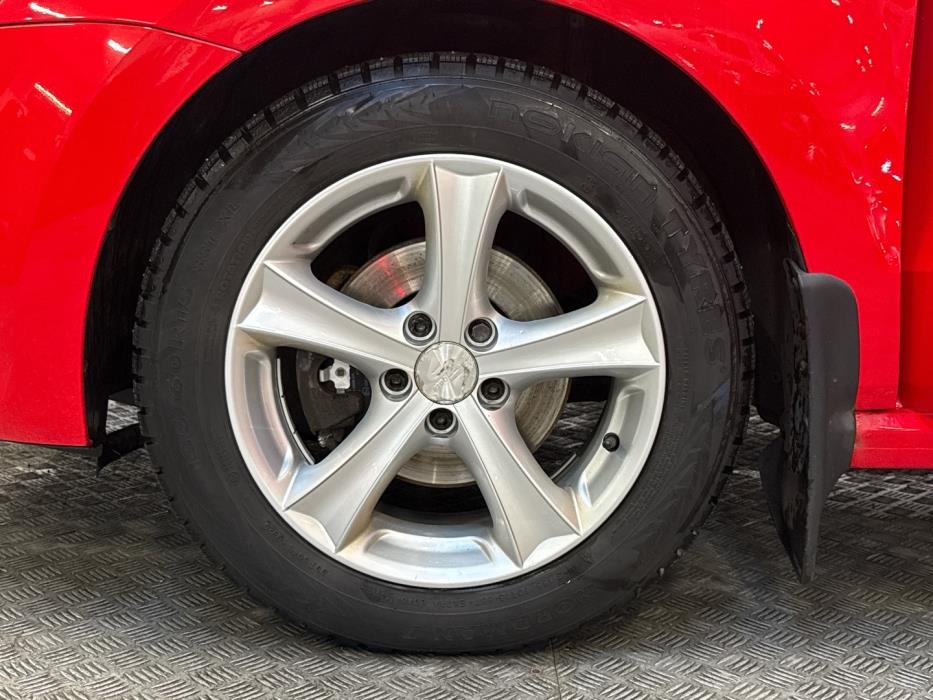 VOLKSWAGEN Polo 2010