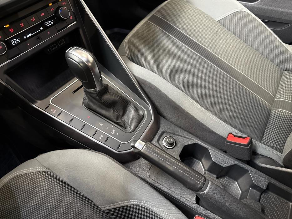 VOLKSWAGEN Polo 2019