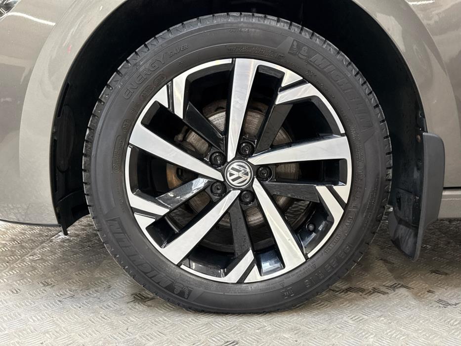 VOLKSWAGEN Polo 2019