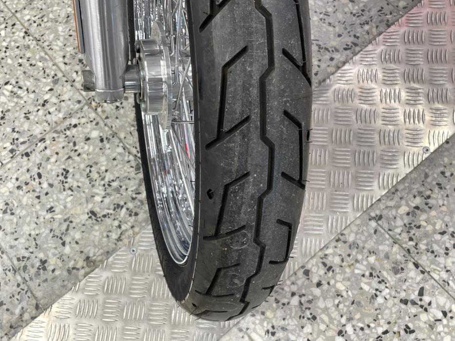 HARLEY-DAVIDSON DYNA 2010