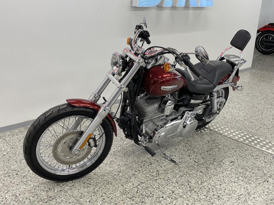 HARLEY-DAVIDSON DYNA 2010