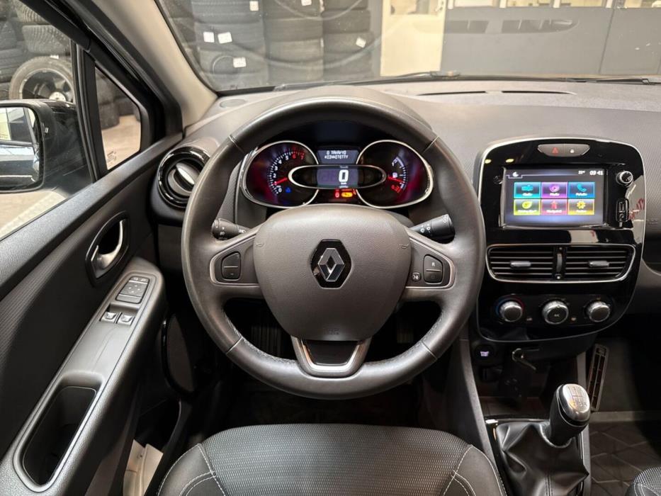 RENAULT Clio 2019