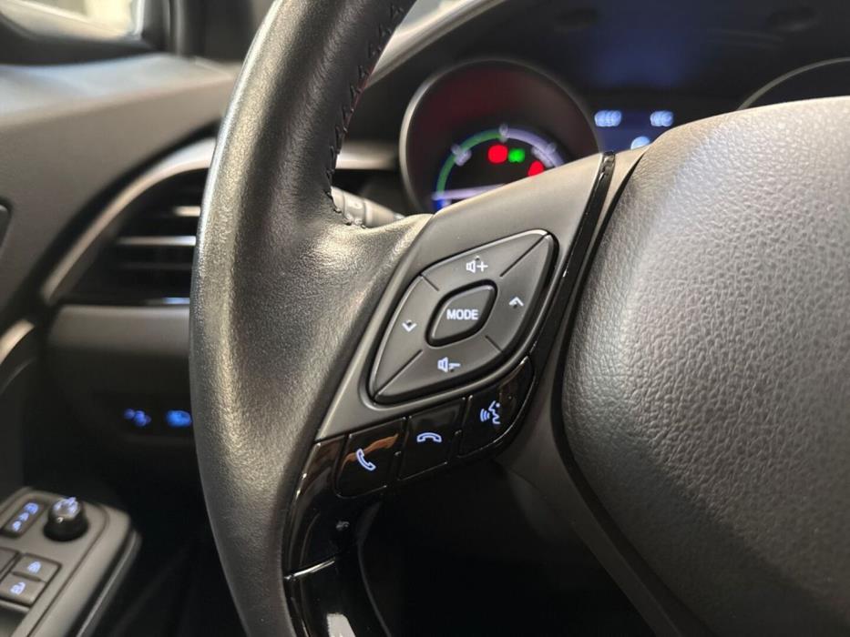 TOYOTA C-HR 2020