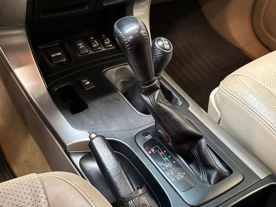 TOYOTA Land Cruiser 2007