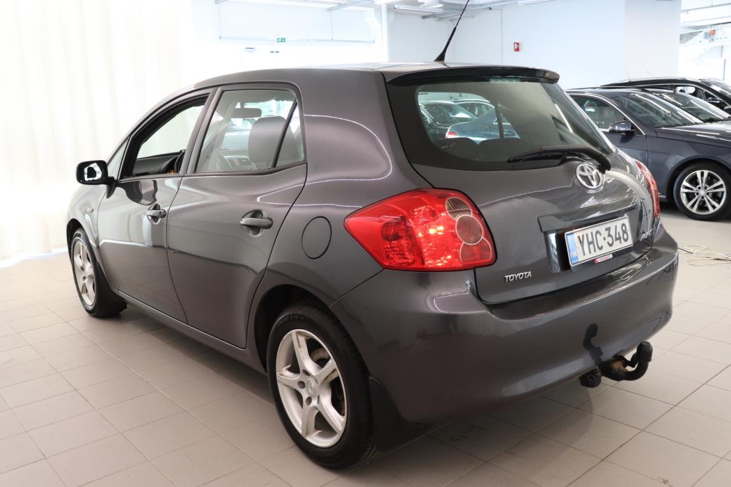 TOYOTA Auris 2008