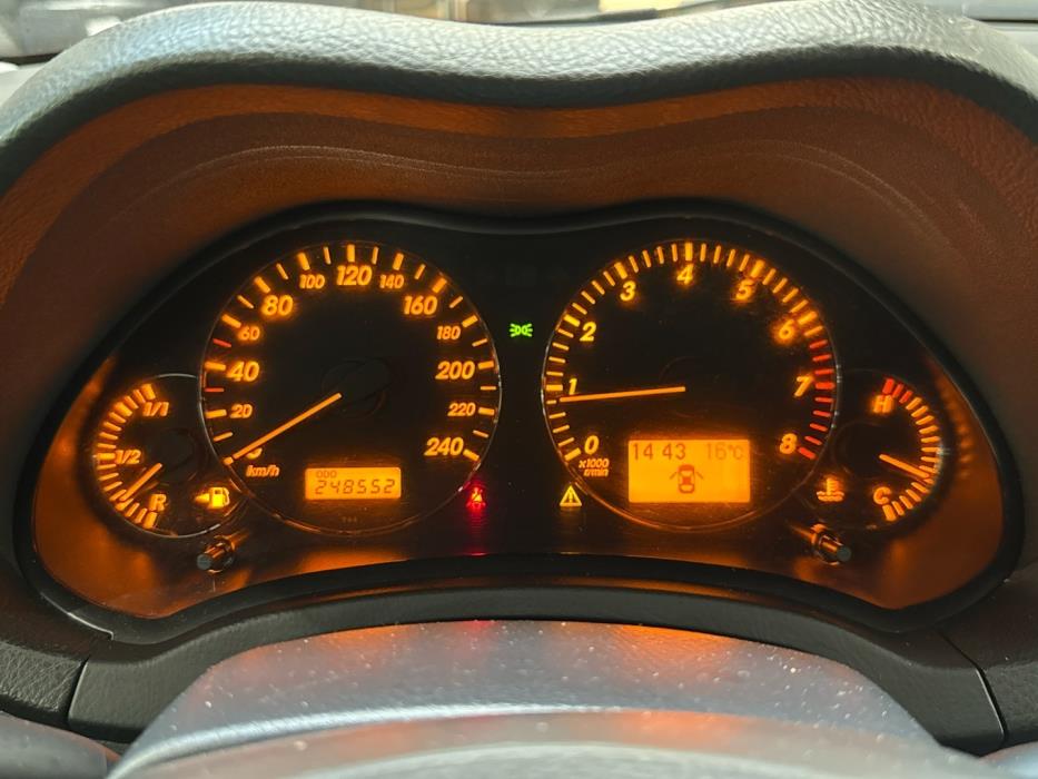 TOYOTA Avensis 2008