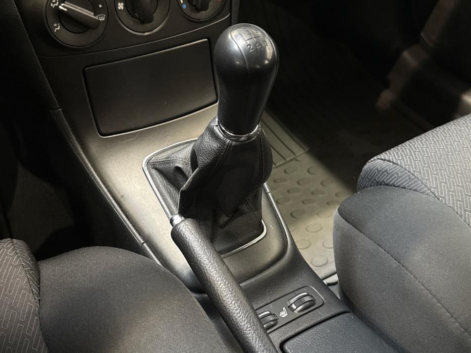 TOYOTA Avensis 2008