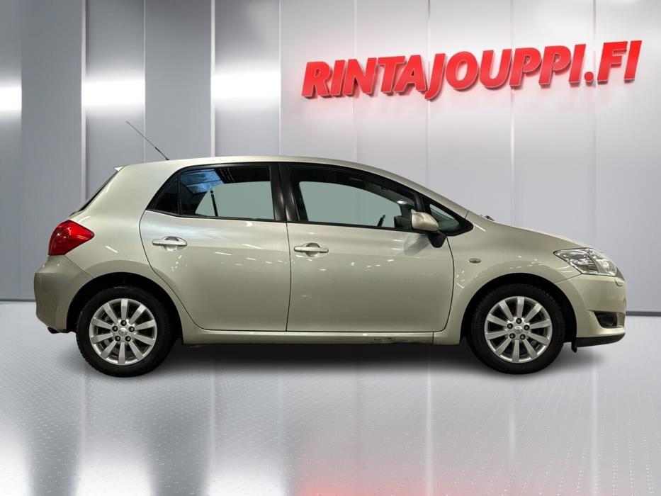 TOYOTA Auris 2008