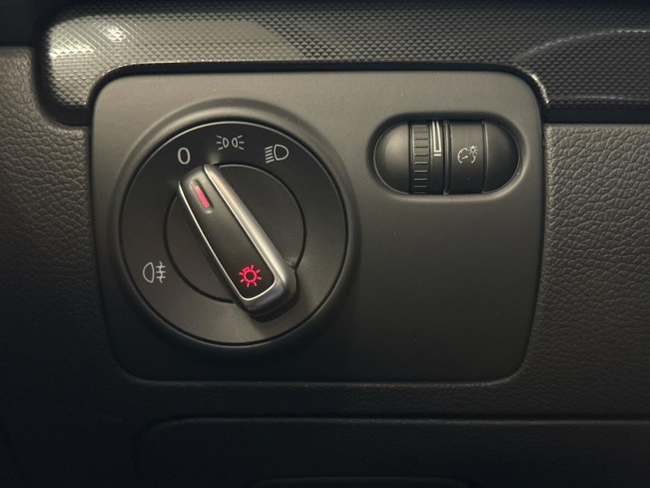 VOLKSWAGEN Golf 2011